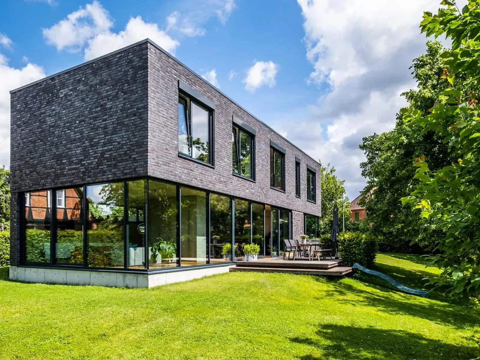 Schüco Aluminum Windows – Reference view